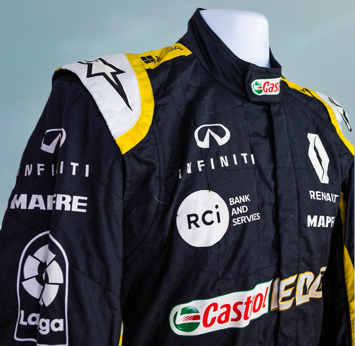 2018 Carlos Sainz Race Renault F1 Suit
